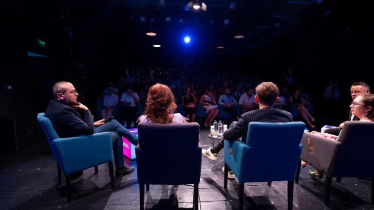 Panel de discuții despre Legea 239/2025 și pachetul 2 de măsuri fiscale, noile taxe 2026 pentru antreprenori