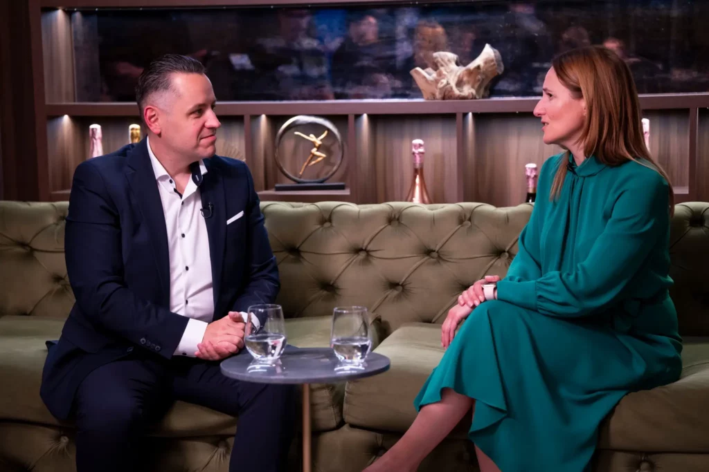 Libris – hub editorial Permis de Antreprenor, cu Laura Țeposu și lecții de eCommerce