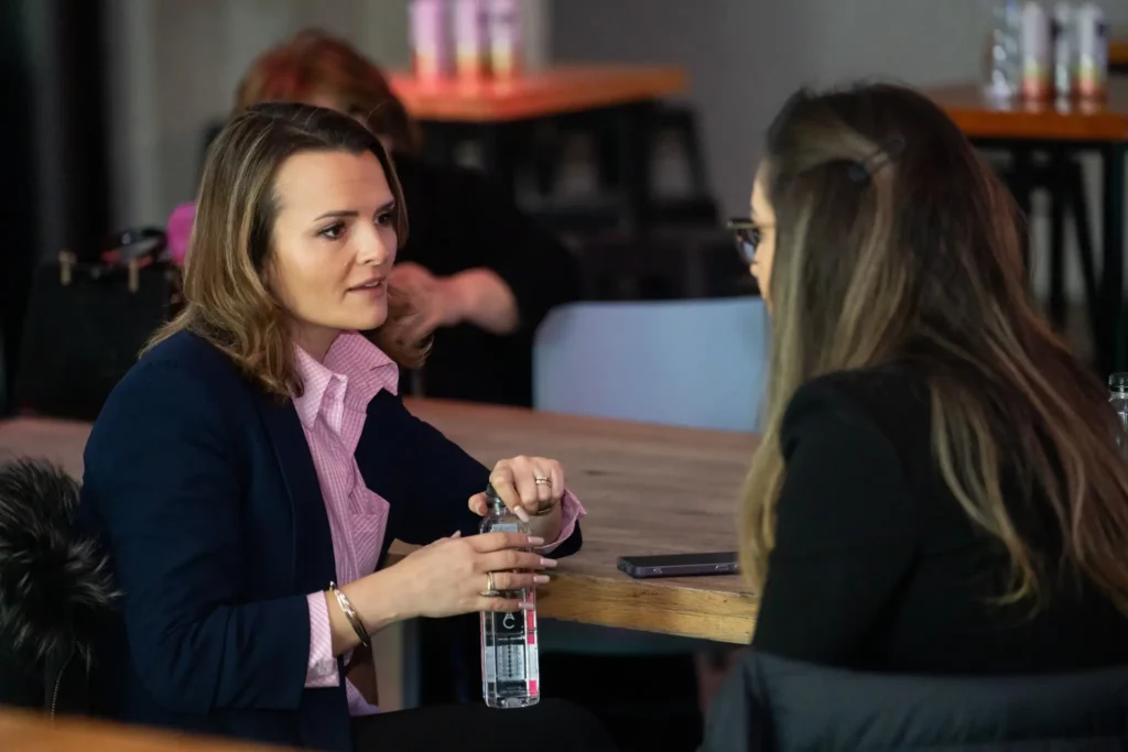 Elevator pitch la networking in cadrul Permis de Antreprenor 2026