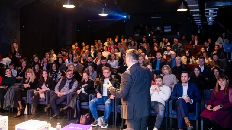 e-TVA și risc fiscal în 2026 explicate pentru firme: ce se schimbă și ce rămâne după pachetul din 5 martie