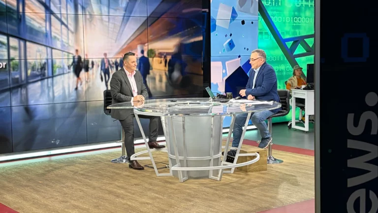 Constantin Paraschiv anunță revenirea Permis de Antreprenor cu sezonul 4 la Euronews România